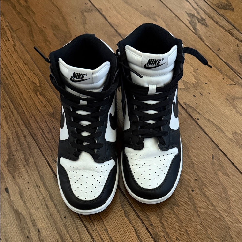 Nike Dunks Black and White High-Tops - excellent pre-owned condition